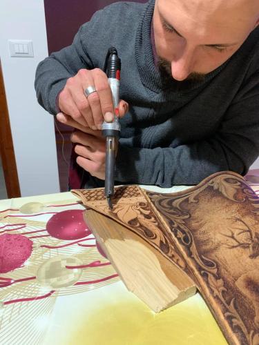 Creazioni Artigianali Savalli - Faretra decorata in pelle o cuoio